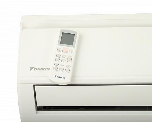 Настенный кондиционер сплит-система Daikin FTYN25L/RYN25L