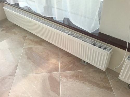 Purmo Ventil Compact CV21 200x800 стальной панельный радиатор с нижним подключением